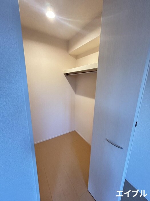 物件内観写真16　(収納)