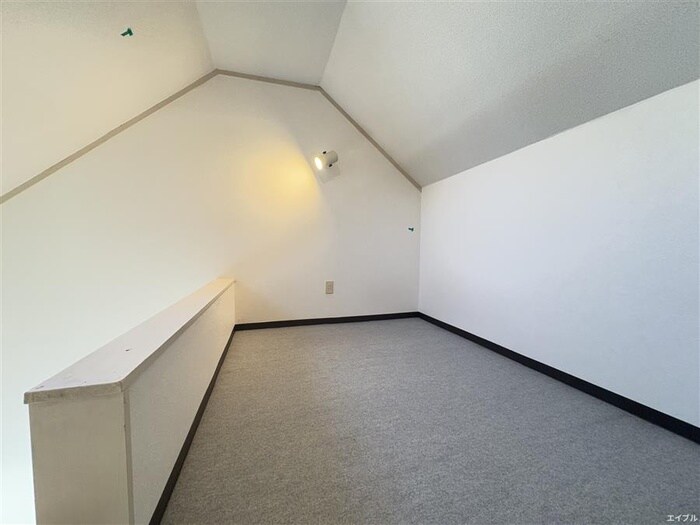 物件内観写真11　(ロフト)