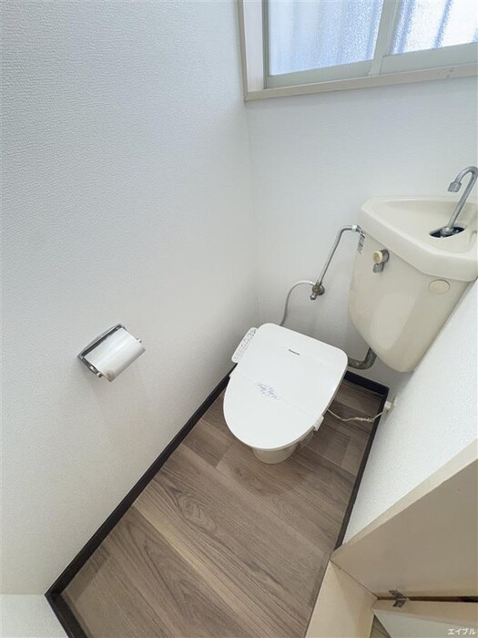 物件内観写真14　(トイレ)