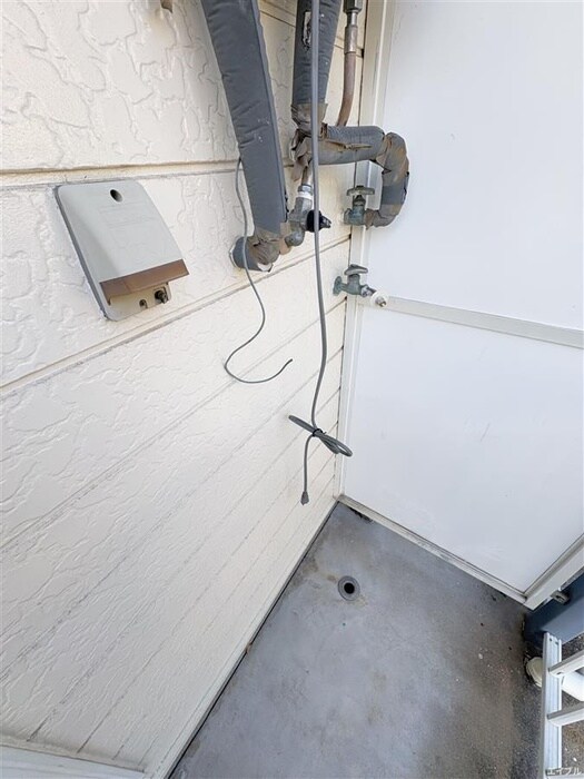 物件内観写真15　(洗濯機置場)