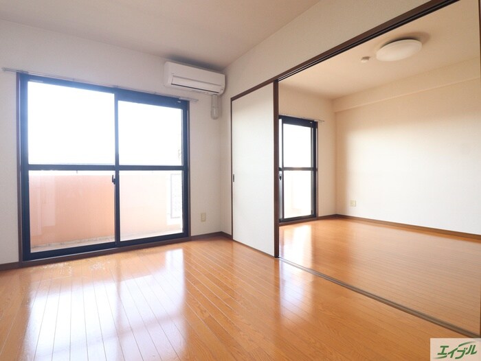 物件内観写真7　(居室)