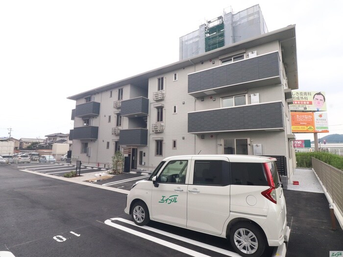 物件外観写真2　(外観写真)