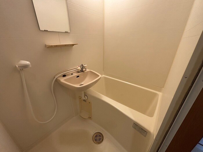 物件内観写真9　(バス／シャワールーム等)