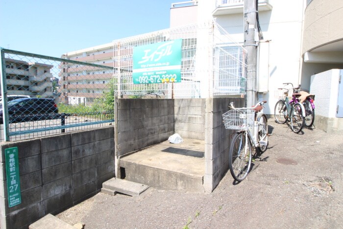 物件外観写真4　(建物設備)