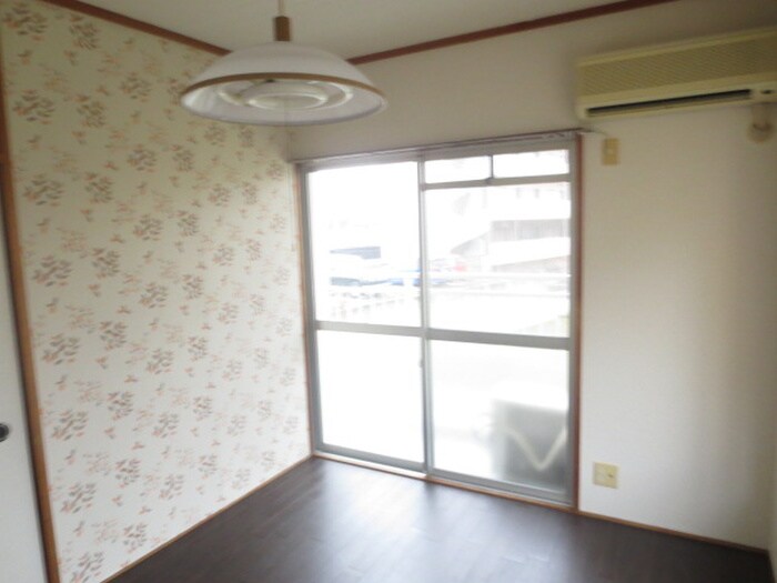 物件内観写真12　(居室)