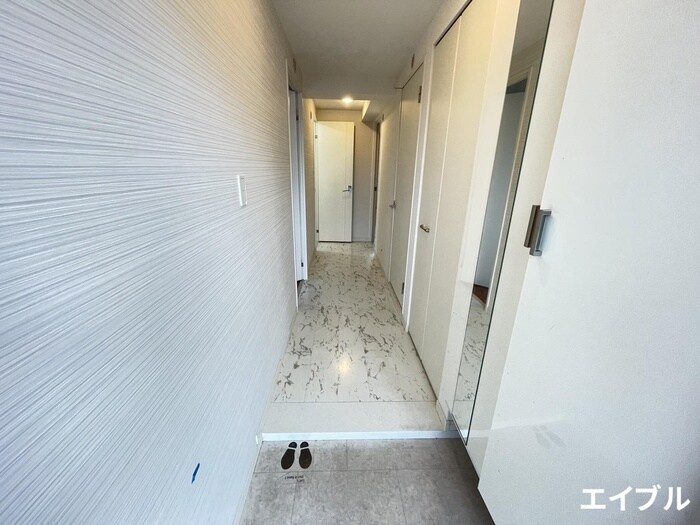 物件内観写真14　(玄関)