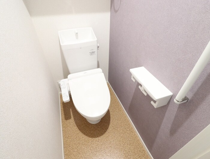 物件内観写真14　(トイレ)