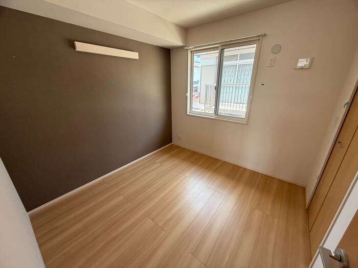 物件内観写真5　(居室)
