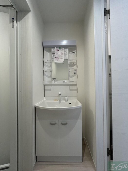 物件内観写真12　(洗面)