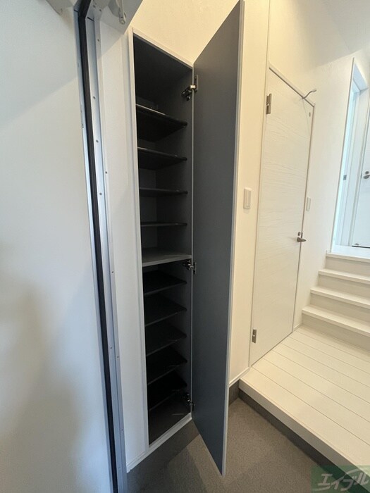 物件内観写真18　(靴箱)