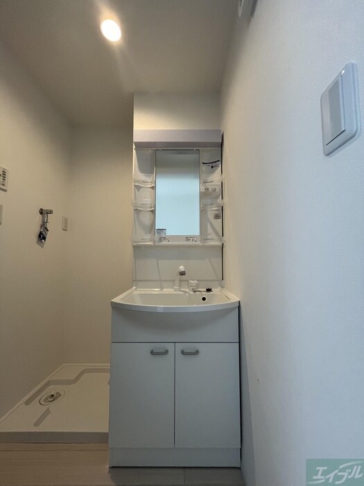 物件内観写真12　(洗面)