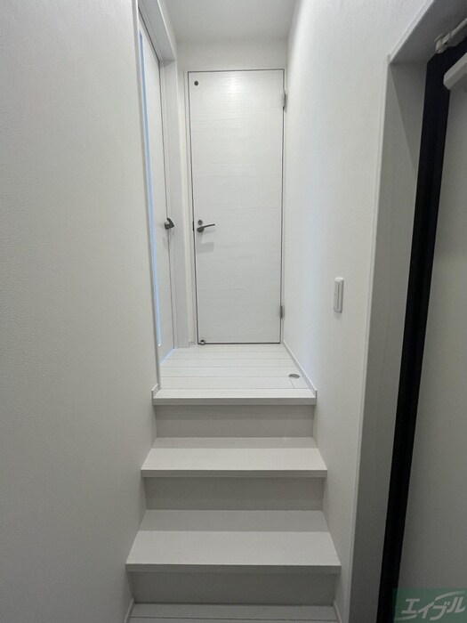 物件内観写真17　(廊下)
