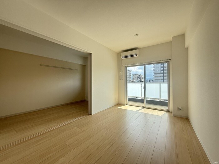 物件内観写真9　(居室)