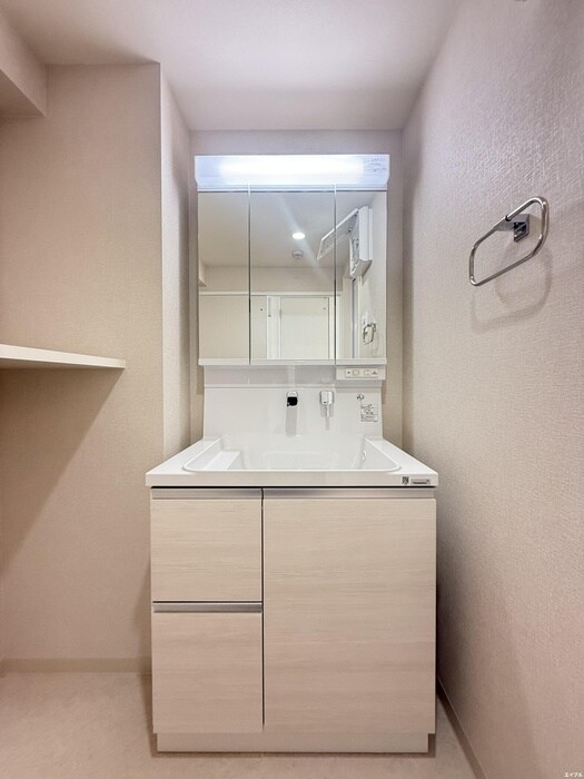 物件内観写真12　(洗面)