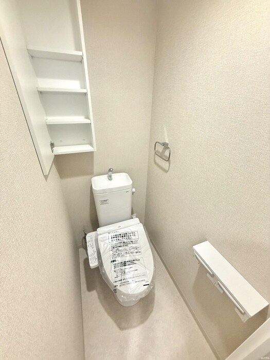 物件内観写真13　(トイレ)