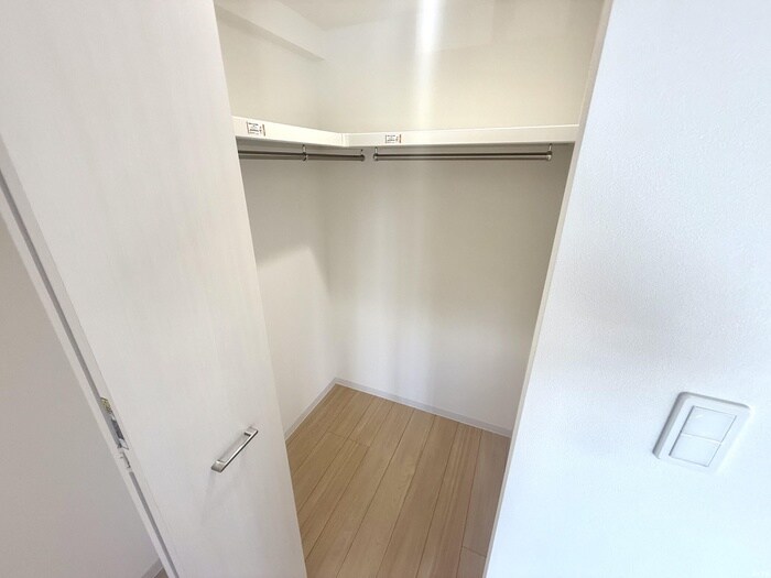物件内観写真15　(収納)