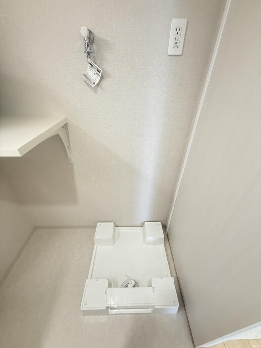 物件内観写真21　(洗濯機置場)