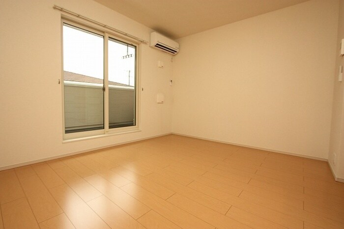 物件内観写真5　(居室)