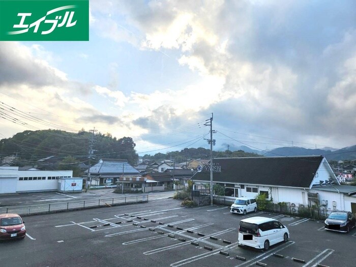 物件内観写真16　(室内からの展望)