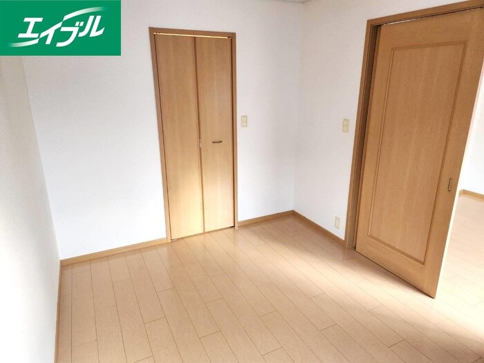 物件内観写真19　(居室)