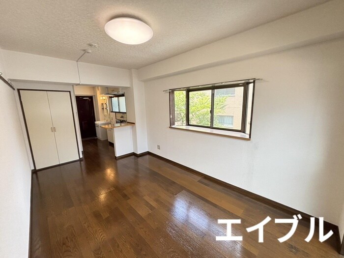 物件内観写真6　(居室)