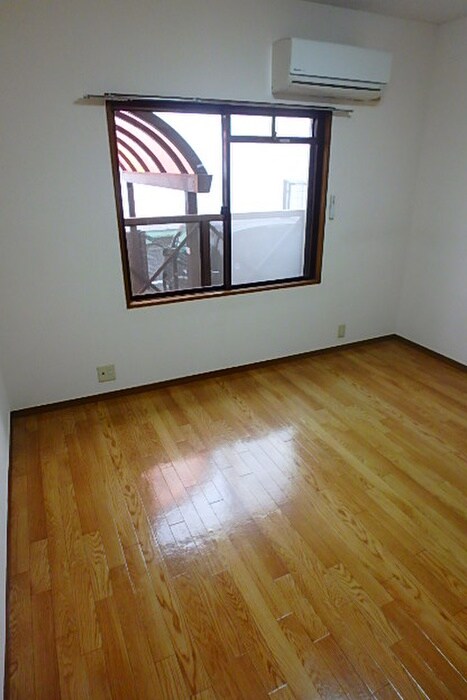 物件内観写真6　(居室)