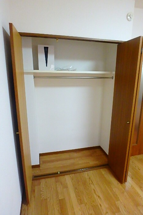 物件内観写真7　(収納)