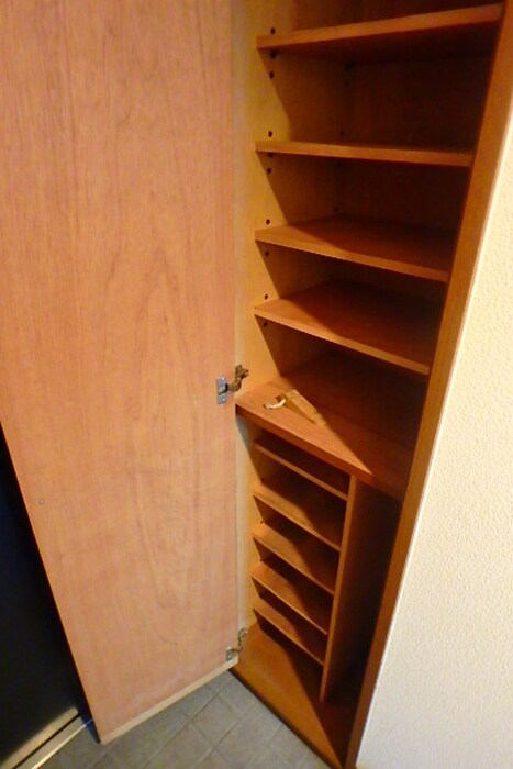 物件内観写真15　(靴箱)