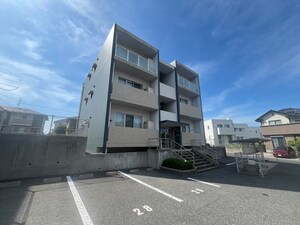 ルネス本城学研台　Ⅲ棟外観写真