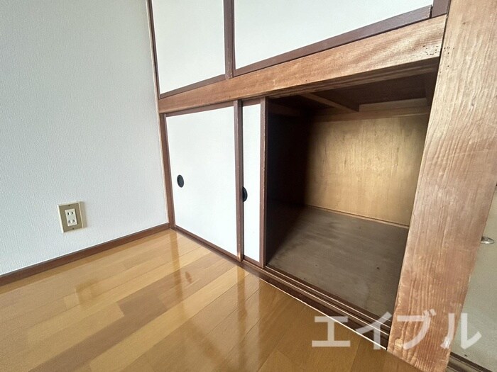 物件内観写真18　(収納)