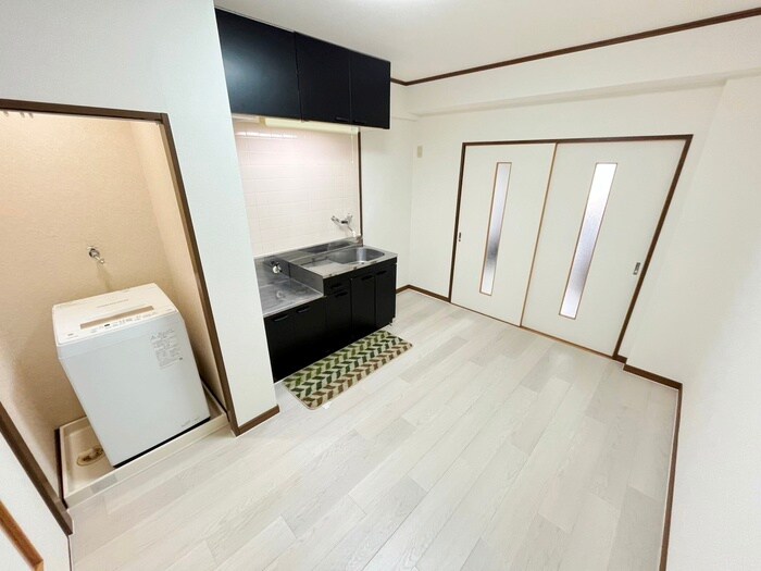 物件内観写真4　(居室)