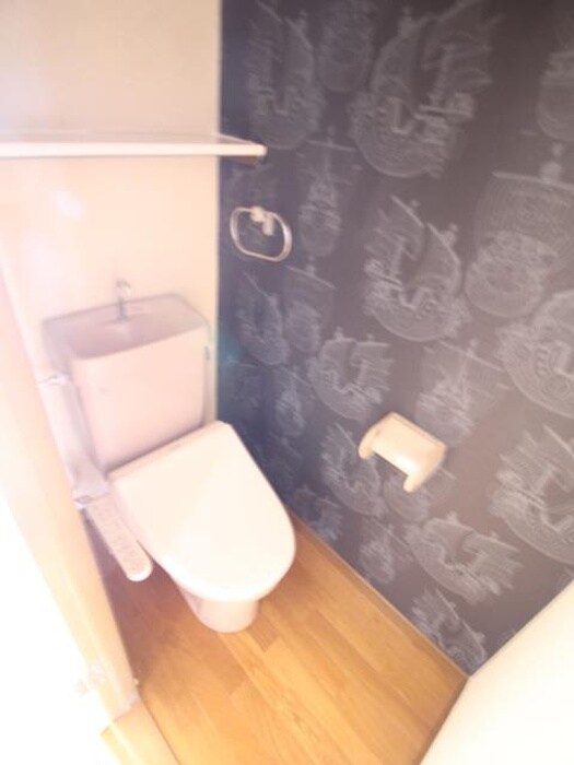 物件内観写真8　(トイレ)