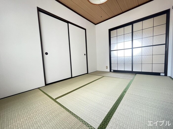 物件内観写真8　(居室)