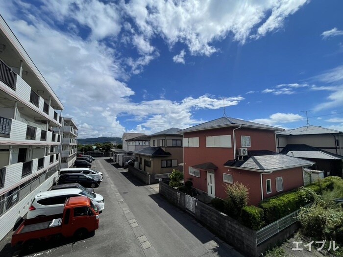 物件内観写真22　(室内からの展望)