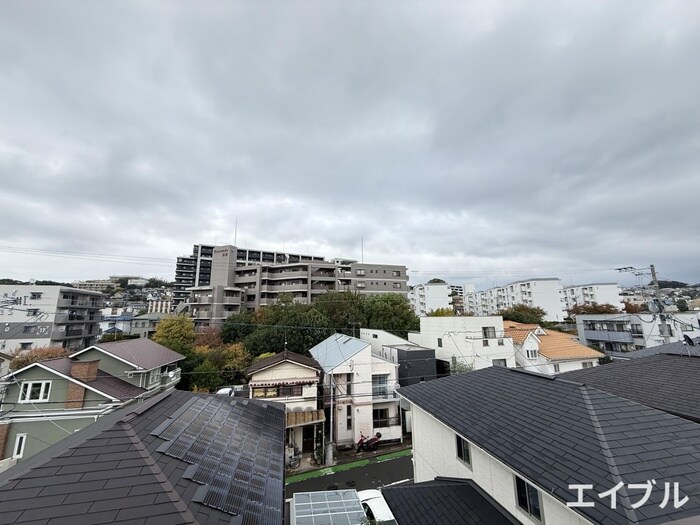 物件内観写真22　(室内からの展望)