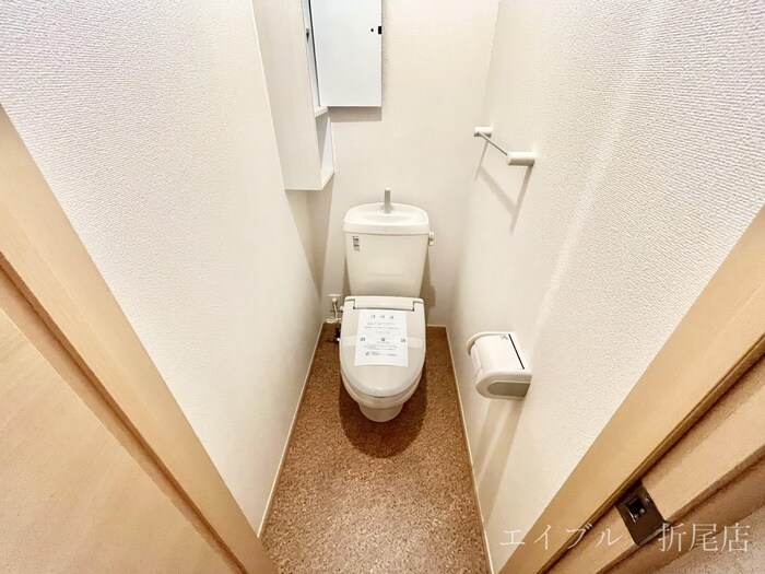 物件内観写真8　(トイレ)