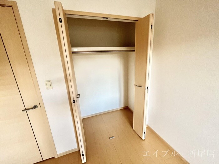 物件内観写真10　(収納)
