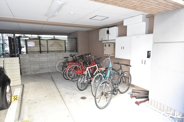 駐輪場