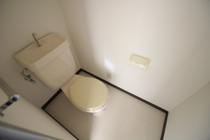 物件内観写真14　(洗濯機置場)