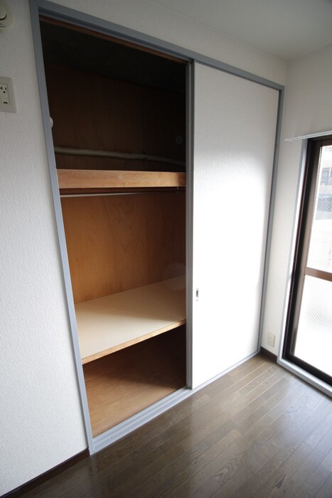 物件内観写真15　(居室)