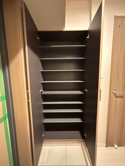 物件内観写真12　(靴箱)