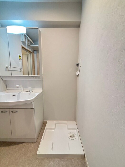 物件内観写真15　(洗濯機置場)