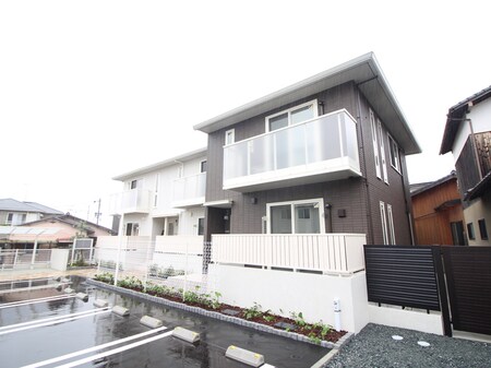 Avenir cour　B棟外観写真