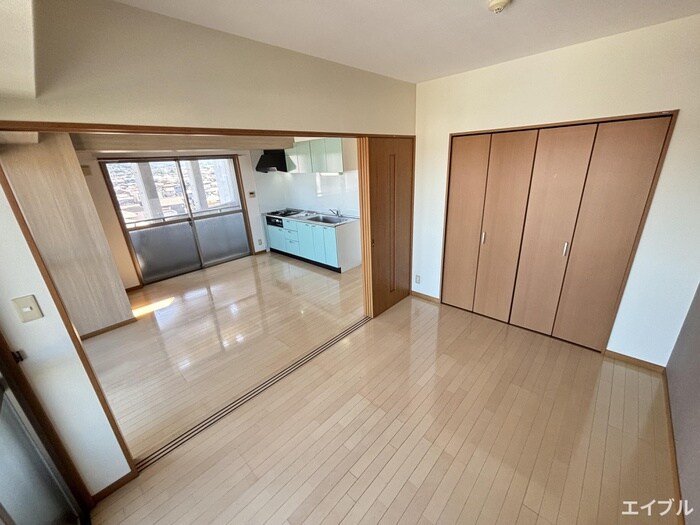 物件内観写真5　(居室)