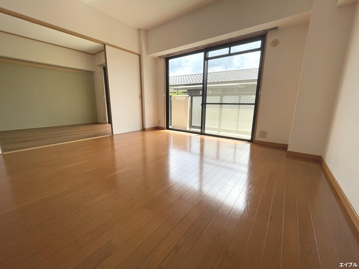 物件内観写真8　(居室)