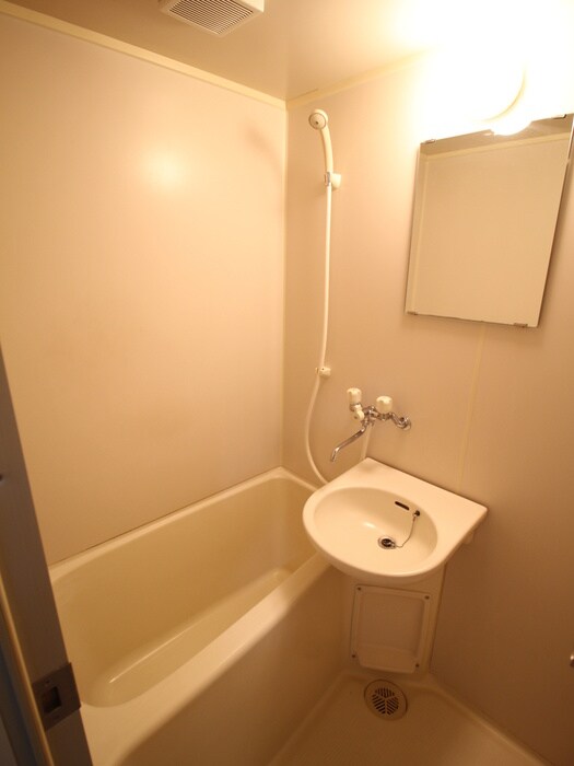 物件内観写真6　(バス／シャワールーム等)