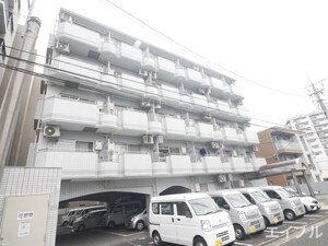 ロイヤルハイツ春日外観写真
