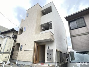 REGALEST彩陽外観写真
