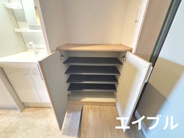 靴箱