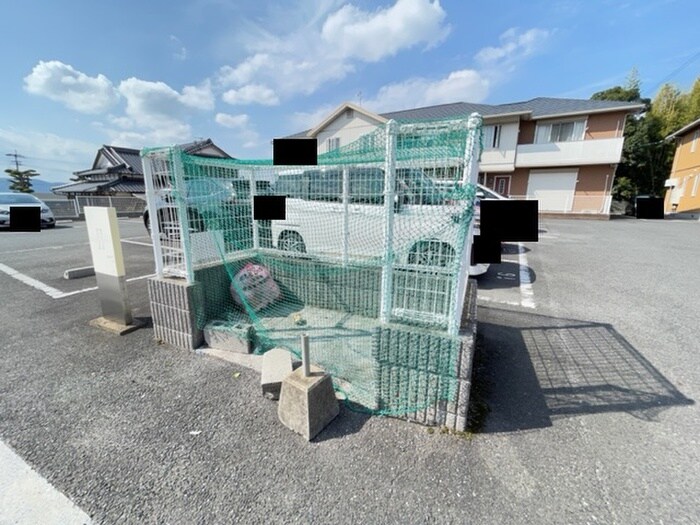 物件外観写真4　(建物設備)